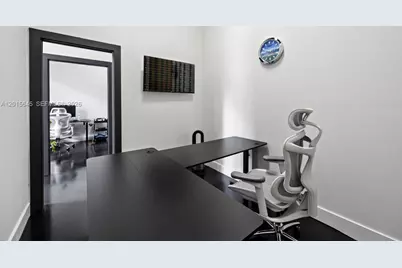 92 SW 3rd St #CU1B, Miami, FL 33130 - Photo 15