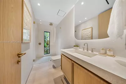 72 W Shore Dr W, Miami, FL 33133 - Photo 73