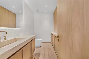 72 W Shore Dr W, Miami, FL 33133 - Photo 39