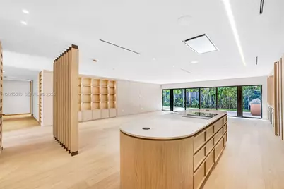 72 W Shore Dr W, Miami, FL 33133 - Photo 15