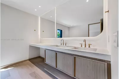 72 W Shore Dr W, Miami, FL 33133 - Photo 91