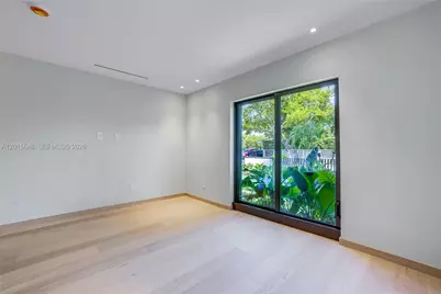72 W Shore Dr W, Miami, FL 33133 - Photo 73