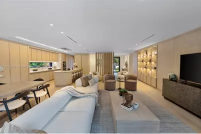 72 W Shore Dr W, Miami, FL 33133 - Photo 13