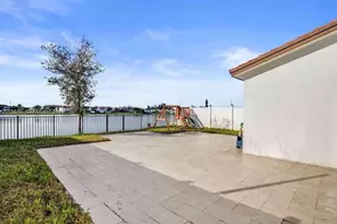 3460 W 103rd Terrace, Hialeah, FL 33018 - Photo 37