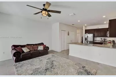 3460 W 103rd Ter, Hialeah, FL 33018 - Photo 15