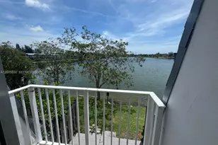 4122 SW 61st Ave, Davie, FL 33314 - Photo 13