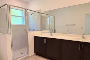 1328 SE 26th Ter, Homestead, FL 33035 - Photo 23