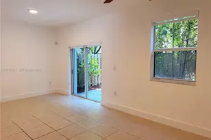 1328 SE 26th Ter, Homestead, FL 33035 - Photo 11