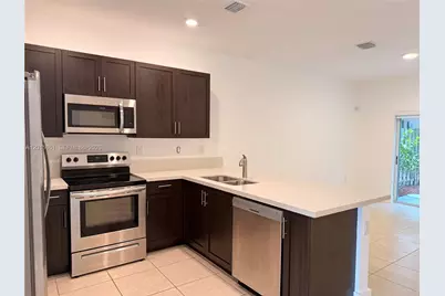 1328 SE 26th Ter #., Homestead, FL 33035 - Photo 5
