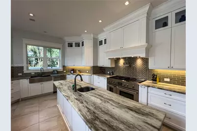 545 SW Indianola St, Stuart, FL 34994 - Photo 5