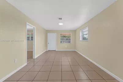 1101 W Prospect Rd #4, Fort Lauderdale, FL 33309 - Photo 11