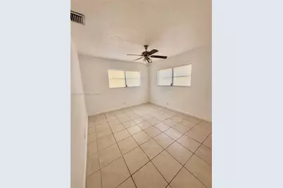 1903 Thomas St #8, Hollywood, FL 33020 - Photo 5