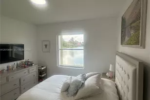 18571 SW 44th St, Miramar, FL 33029 - Photo 31
