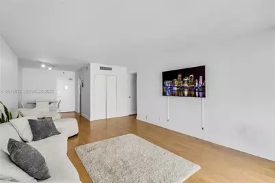 1200 West Ave #420, Miami Beach, FL 33139 - Photo 5