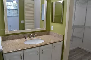 10855 SW 112th Ave, Miami, FL 33176 - Photo 15