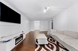 1800 Sans Souci, North Miami, FL 33181 - Photo 7