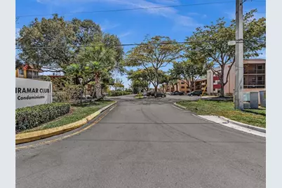 1410 NW 214th Ter, Miami Gardens, FL 33169 - Photo 41
