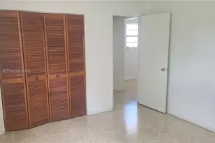 720 NW 27th Ct, Miami, FL 33125 - Photo 13