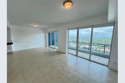 60 SW 13th St #3609, Miami, FL 33130 - Photo 3