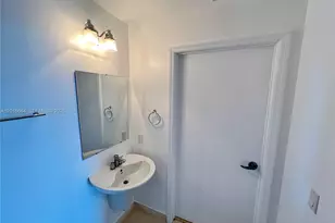 60 SW 13th St, Miami, FL 33130 - Photo 7