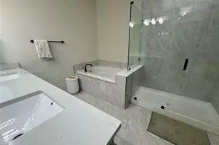 2162 Appleton Cir N, Oakland Park, FL 33309 - Photo 21