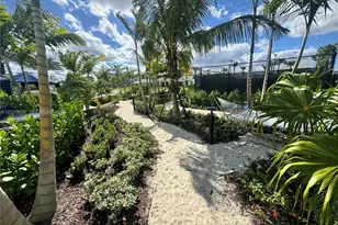 2162 Appleton Cir N, Oakland Park, FL 33309 - Photo 59
