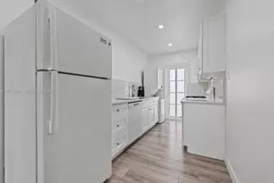 8550 Byron Ave, Miami Beach, FL 33141 - Photo 3
