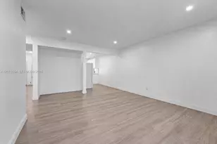 8550 Byron Ave, Miami Beach, FL 33141 - Photo 11