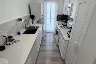 8550 Byron Ave, Miami Beach, FL 33141 - Photo 7