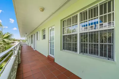 8550 Byron Ave #2G, Miami Beach, FL 33141 - Photo 21