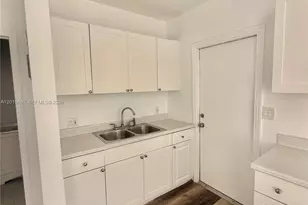 1903 Thomas St, Hollywood, FL 33020 - Photo 1