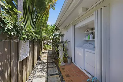 636 NE 17th Ter, Fort Lauderdale, FL 33304 - Photo 35