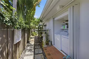 636 NE 17th Terrace, Fort Lauderdale, FL 33304 - Photo 35