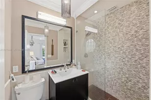 636 NE 17th Terrace, Fort Lauderdale, FL 33304 - Photo 21