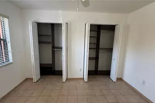 6385 W 27th Ave, Hialeah, FL 33016 - Photo 21