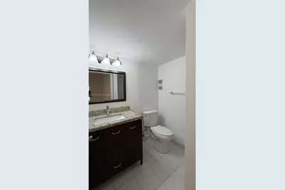 6385 W 27th Ave #11-3, Hialeah, FL 33016 - Photo 11