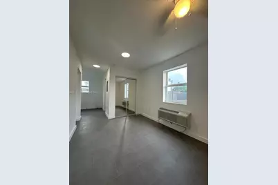 1535 NW 1st Pl #10, Miami, FL 33136 - Photo 3