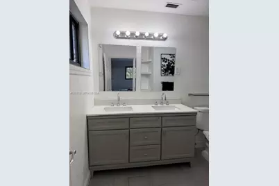 2640 N 62nd Ave, Hollywood, FL 33024 - Photo 9