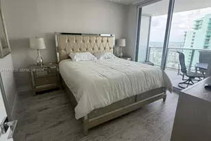 488 NE 18th St, Miami, FL 33132 - Photo 9