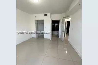 2300 NW 7th Street #301, Miami, FL 33125 - Photo 23