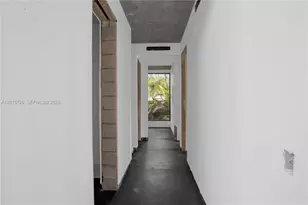 221 SW 25th Rd, Miami, FL 33129 - Photo 11