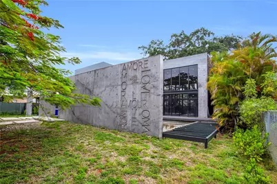 221 SW 25th Rd, Miami, FL 33129 - Photo 11