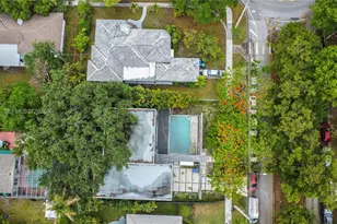 221 SW 25th Rd, Miami, FL 33129 - Photo 5