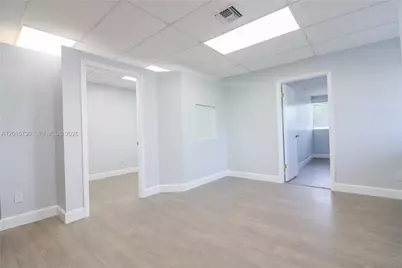501 Golden Isles Dr #206C, Hallandale Beach, FL 33009 - Photo 3