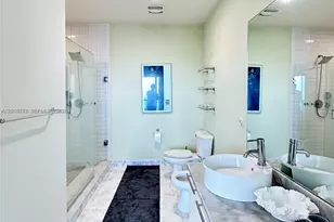 888 SE Biscayne Blvd, Miami, FL 33132 - Photo 9