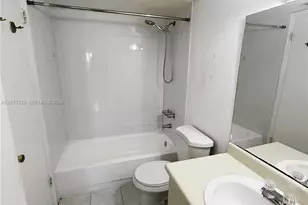 10900 SW 104th St, Miami, FL 33176 - Photo 9