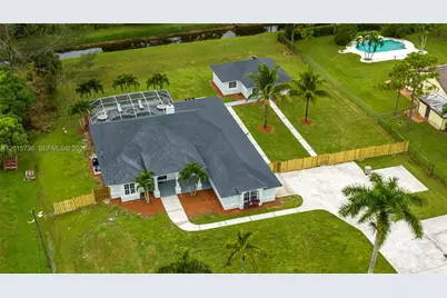 11066 N 46th Pl N, West Palm Beach, FL 33411 - Photo 1