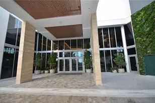 16385 Biscayne Blvd, North Miami Beach, FL 33160 - Photo 1