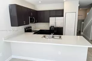 1884 SE 27th Rd, Homestead, FL 33035 - Photo 5