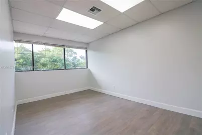 501 Golden Isles Dr #206D, Hallandale Beach, FL 33009 - Photo 3